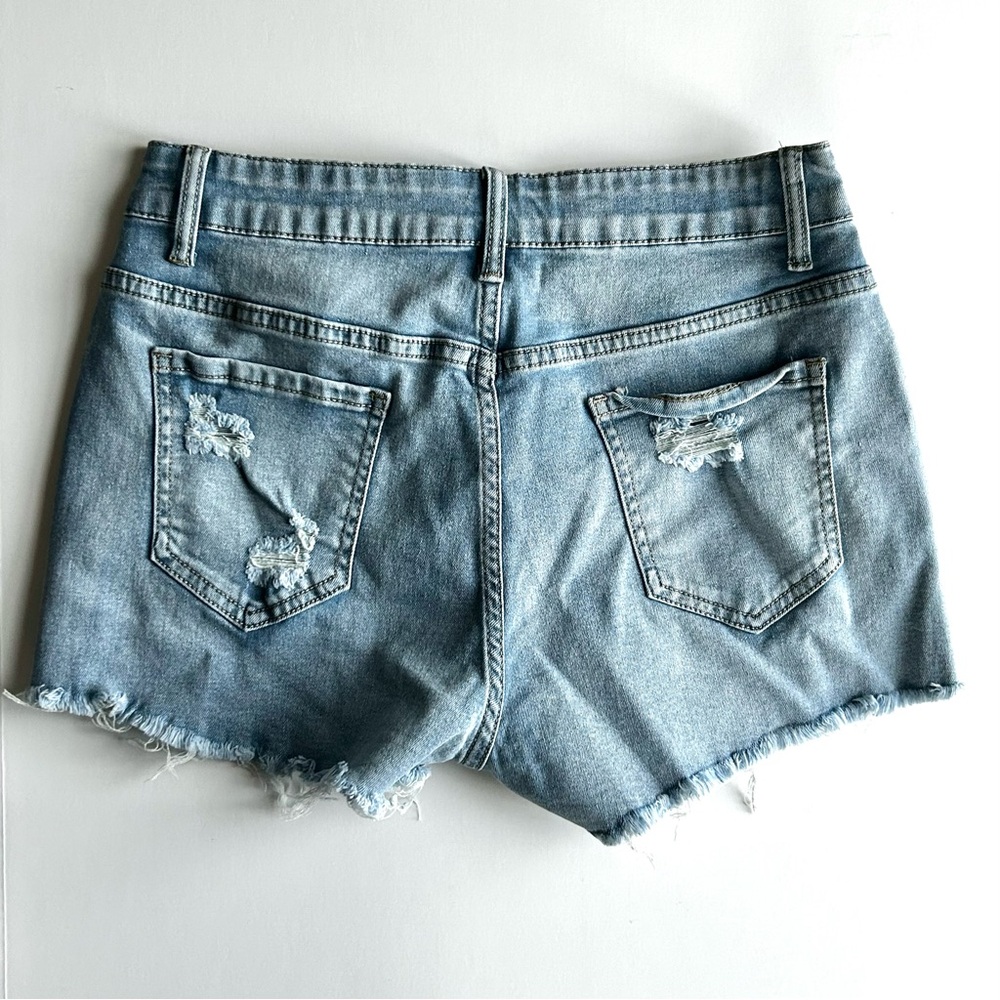 🌸NEW IN BAG SHEIN Jean Shorts. Size: 6 (Medium) - Picture 4 of 9
